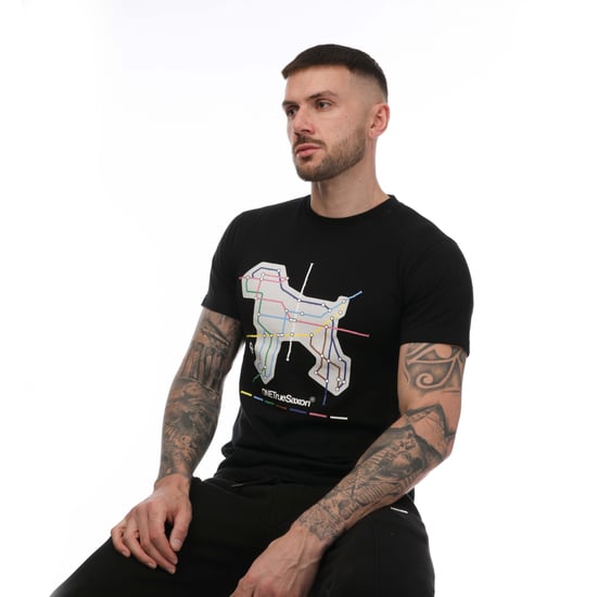 Men's One True Saxon Station T-Shirt in Black - Image 5