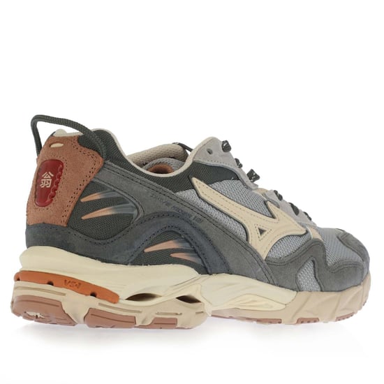 Men's Mizuno Wave Rider 10 Trainers in Grey