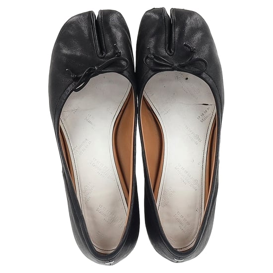 Maison Margiela Tabi 30 Ballerina Pumps in Black Leather - Image 3