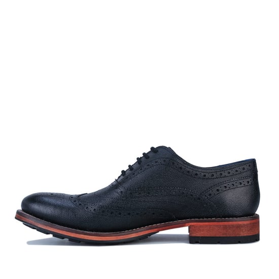 Guri Leather Brogue Shoe in Black
