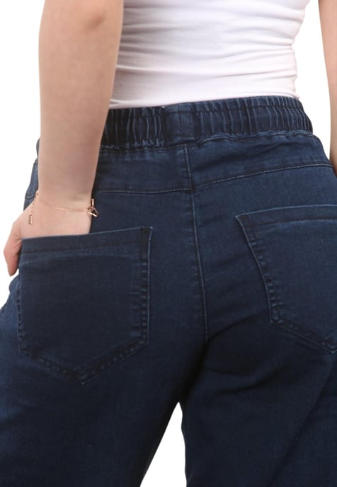 MYT Womens Elasticated High Waist Wide Leg Jeans in Donkerblauw - Image 5
