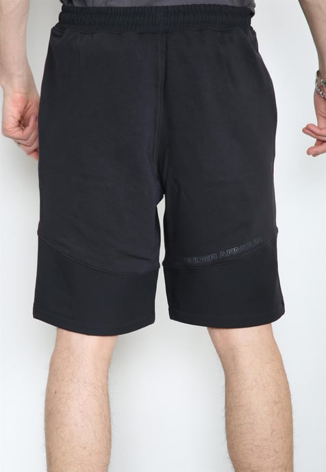 Under Armour Trainingsshort Heren in Zwart - Image 2