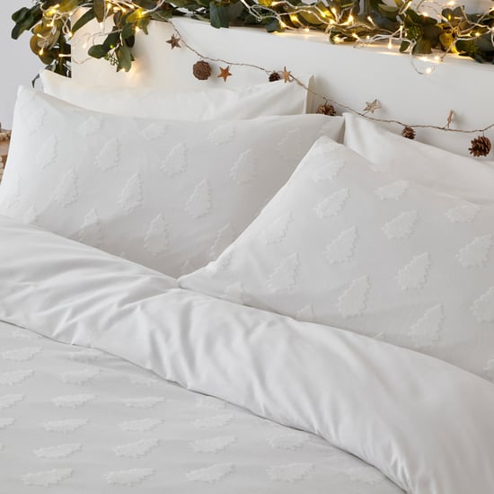 Sophisticated Tufted Christmas Tree Duvet Cover Set - Image 3