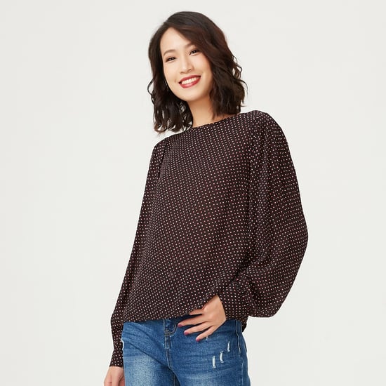 Blus med rund hals och kvadratiska minitryck - Image 3