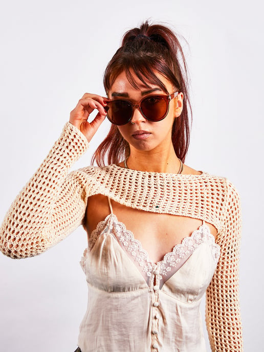 Crystal frame plastic round sunglasses