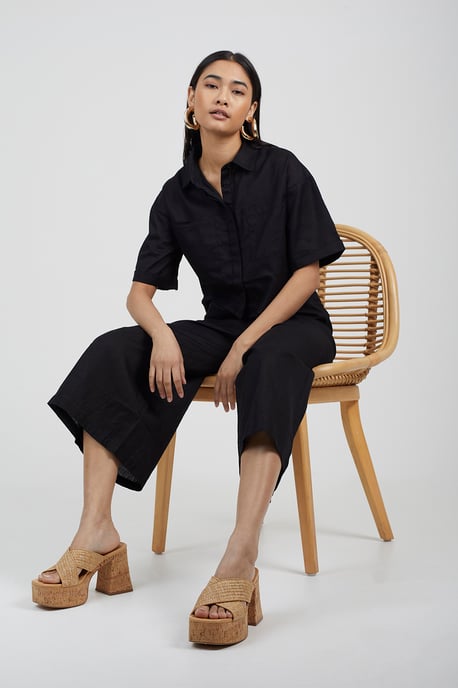 Black 'Carrie' Short Sleeve Cropped Shirt