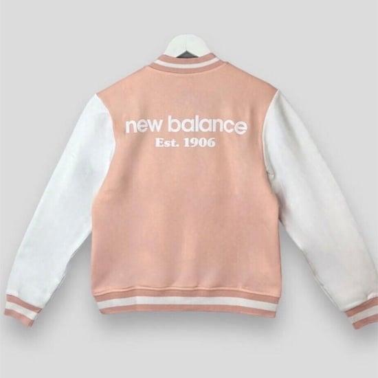 New Balance Varsity-bomberjack voor dames in roze - Image 2