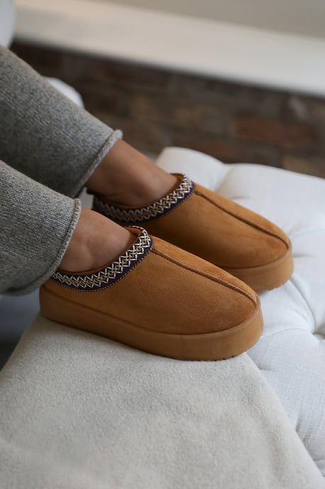 Wheres That From Womens 'Freeze' Flatform Embroidered Low Ankle Slipper Boots