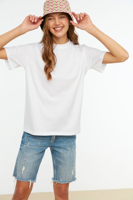 Trendyol Women's Straight ted T-Shirt - Image 3