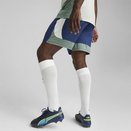 PUMA Mens KING ULTIMATE FG/AG Football Boots