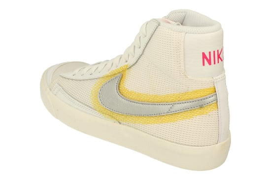 Nike Blazer Mid Vntg 77 Womens White Trainers - Image 2