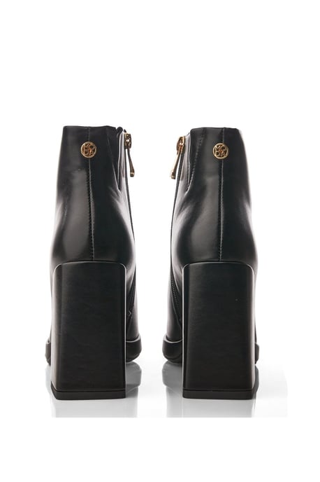 'Marrienne' Black Porvair Porvair