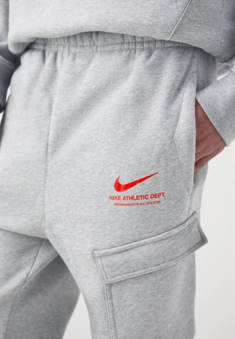 Nike Heren Atletisch Fleece Cargo Trainingspak in Grijs - Image 6