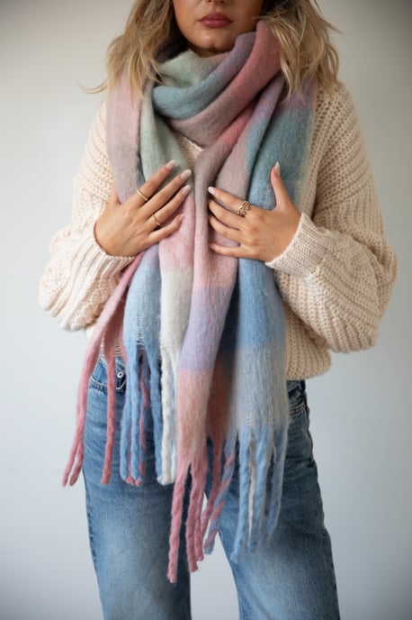Light Check Scarf & Beanie Set
