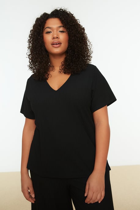 Trendyol Vrouw/Meisje V-hals Pyjamaset in grote maten 2 pak - Image 4