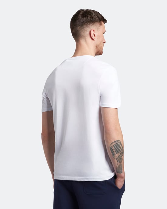 Lyle & Scott Plain T-Shirt in White - Image 4