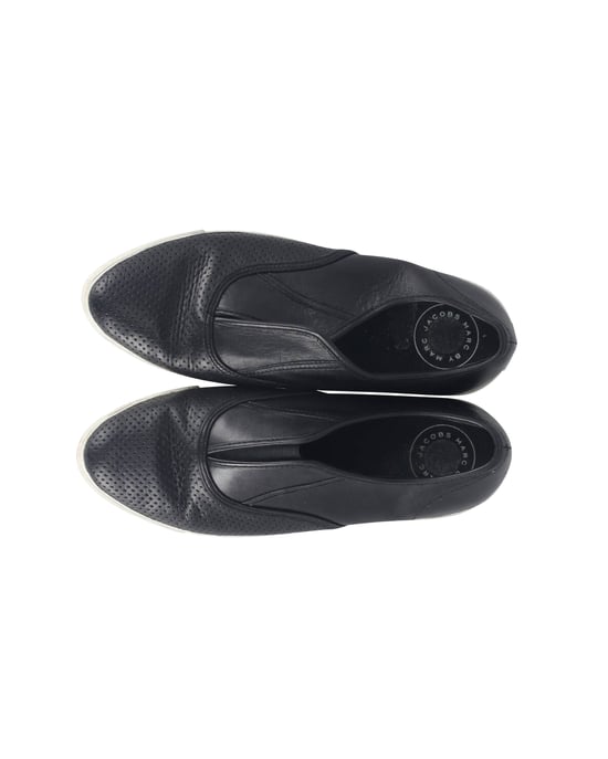 Marc by Marc Jacobs Slip On Sneakers i Svart Läder - Image 5