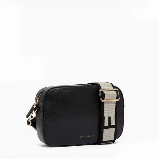 Tebe Crossbody Bag in Tumbled Leather Coccinelle NOIR