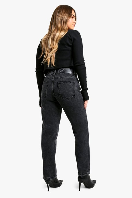 Petite 28 Inch Basics Washed Straight Leg Jean - Image 2