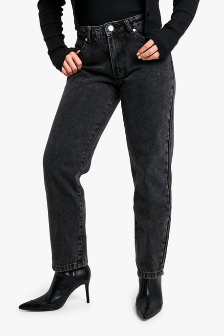 Petite 28 Inch Basics Washed Straight Leg Jean - Image 4
