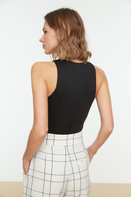 Trendyol Vrouwelijk  Romper - Image 5