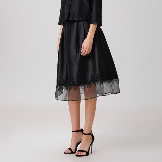 Rok van organza en tafzijde met kanten rand - Image 3