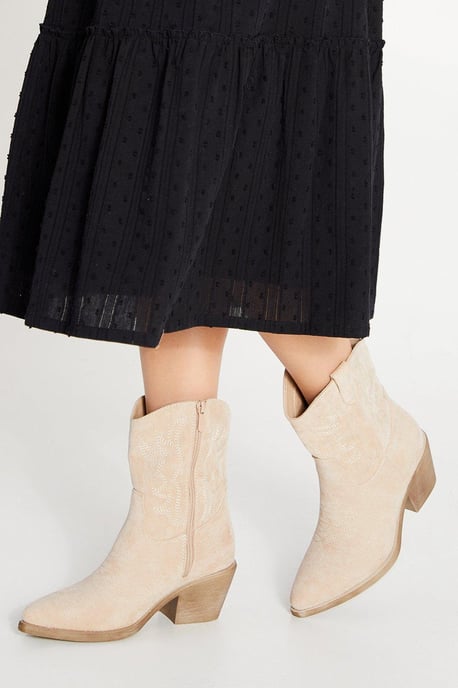 Karmi Stitch Detail Western Cowboy Ankle Boots