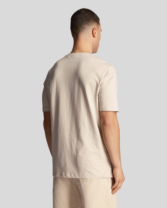 Lyle & Scott Chunky Slub T-Shirt i beige för herr - Image 2