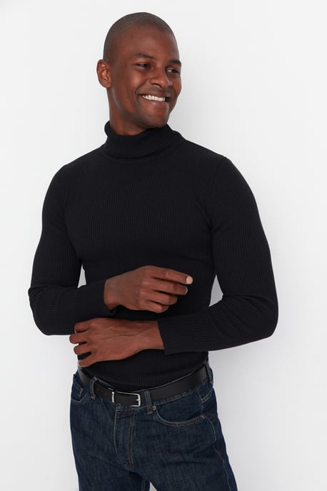 Trendyol Men's  Plain  Sweater - Image 2