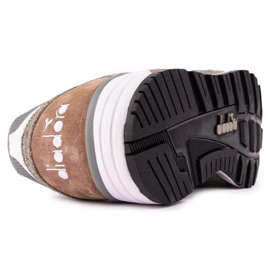 Diadora N9002 Trainers
