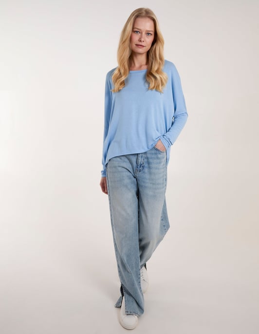 Batwing High Low Top