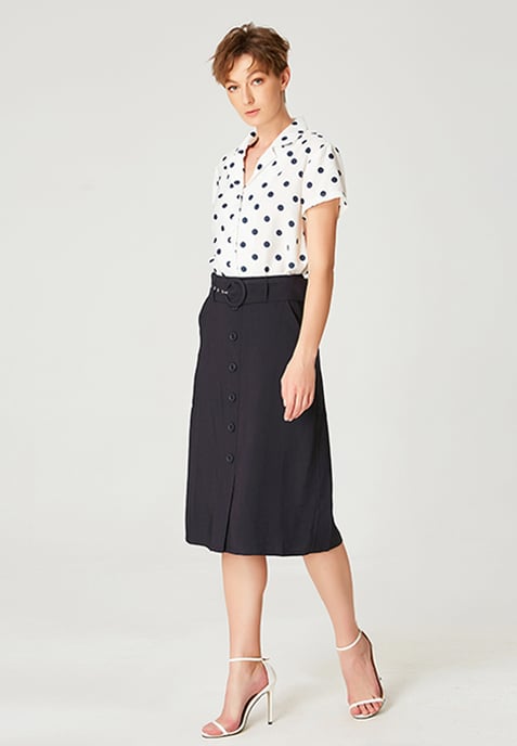 Shirt with short sleeves and polka dot print