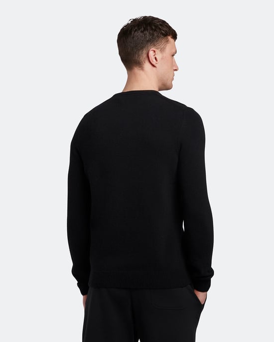 Lyle & Scott Crew Neck Lambswool Jumper in Black - Image 3