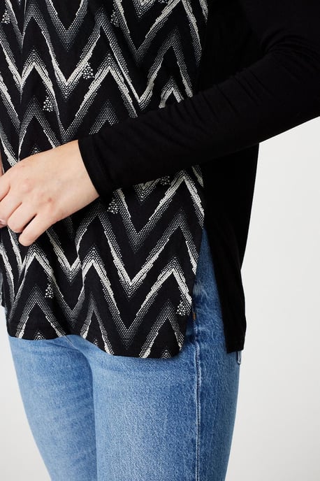 Black Chevron Print Long Sleeve Top