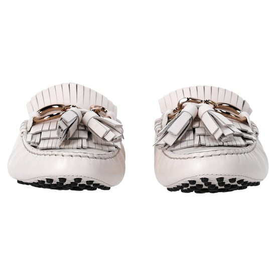 Tod's Tassel and Chain Detail Loafers in White Leather - Image 3