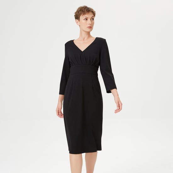 Adjusted V -neck Dress and folds on chest - Image 1
