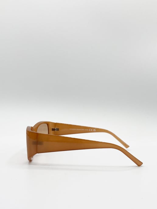 90's Wrap Sunglasses in Sand