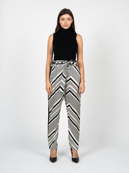 Liu Jo Trousers Woman's Black - Image 2