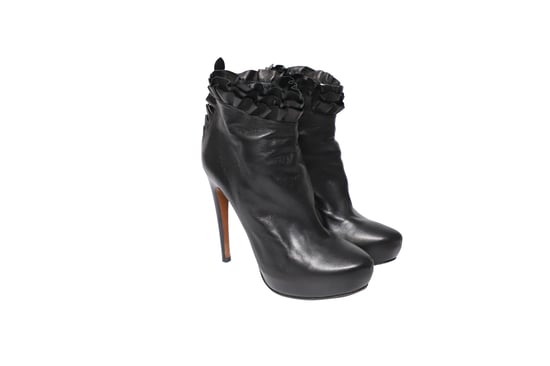 Alaia Ruffled Ankle Boots in Black Leather - Image 3