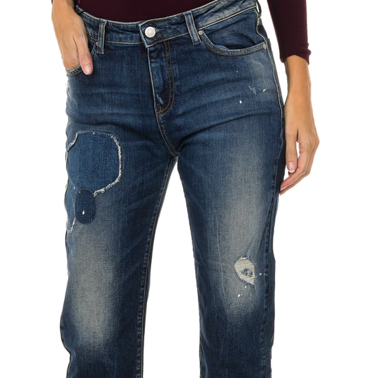 Women's long worn and torn effect denim pants 6Y5J10-5D2XZ - Image 2