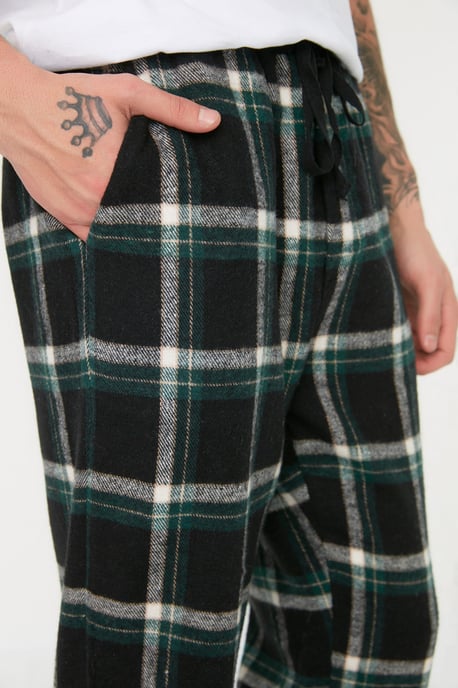 Trendyol Herrar Avslappnade Pyjamasbyxor - Image 3