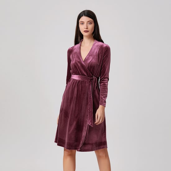 V neckline wrap velvet dress - Image 1