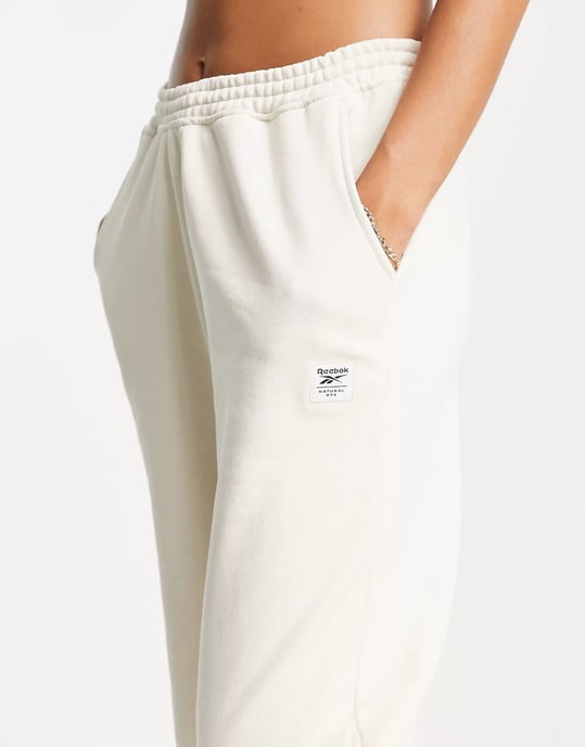 Reebok Womens Joggers In Off White