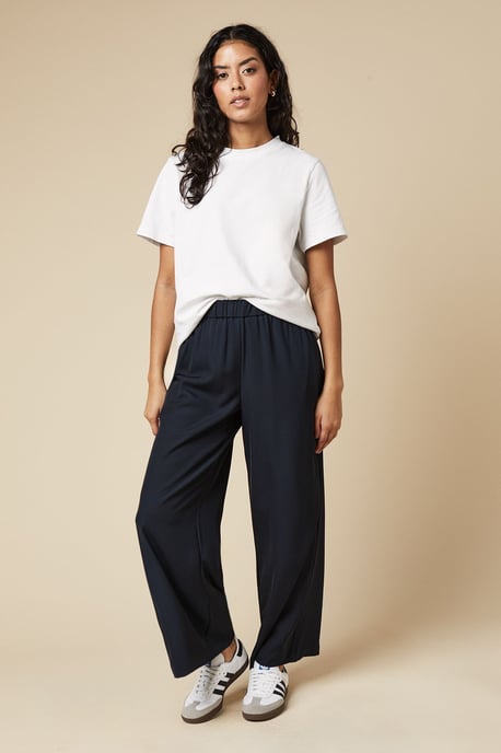 Petite Elasticated Waist Straight Leg Trouser