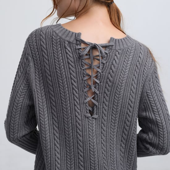 Snörning i ryggen på jumperklänning - Image 4