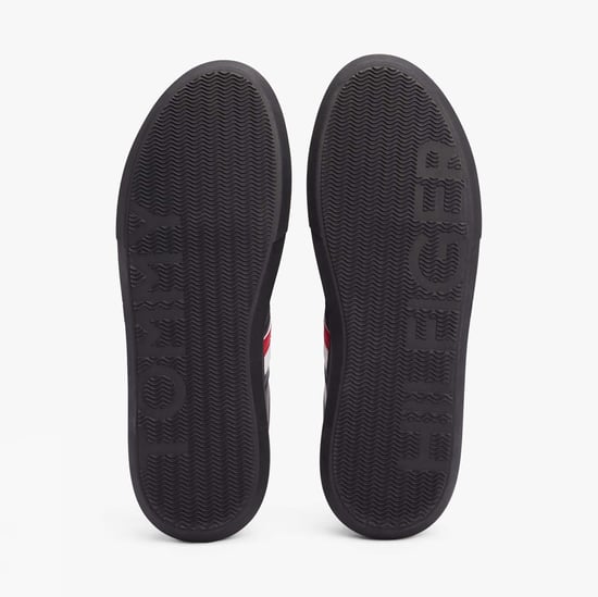 Herrarnas Tommy Hilfiger Essential Läder Cupsole Sneakers i Svart - Image 6