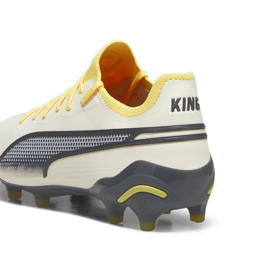 PUMA Womens KING ULTIMATE FG/AG Football Boots - Image 5
