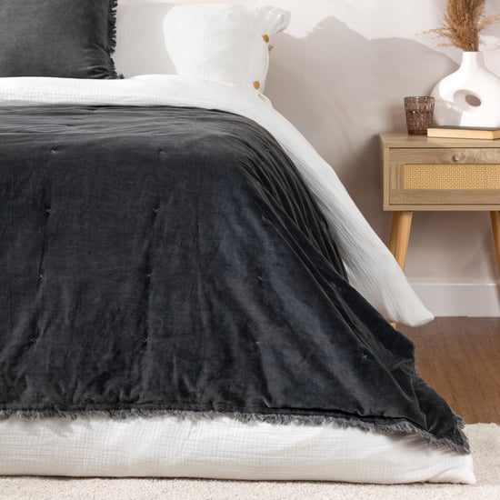 Yard Jaye Cotton Velvet Filled Bedspread - Image 6