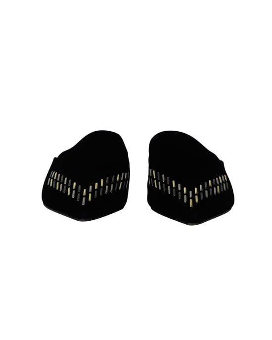 Nicholas Kirkwood Beya Flat Mules in Zwarte Fluweel - Image 2