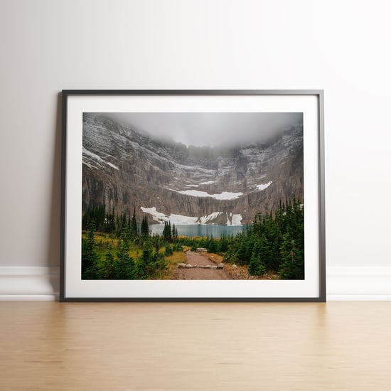 Mountain Valley - Black frame
